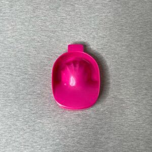 Beauty Secrets Hot Pink Manicure Nail Soaking Plastic Bowl